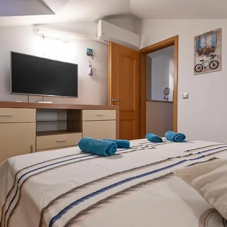 Hedko Apartment *