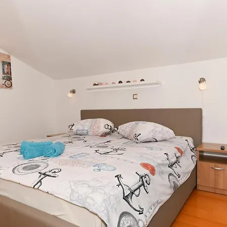 Apartment Hedko Makarska