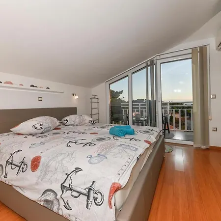 Apartment Hedko *
